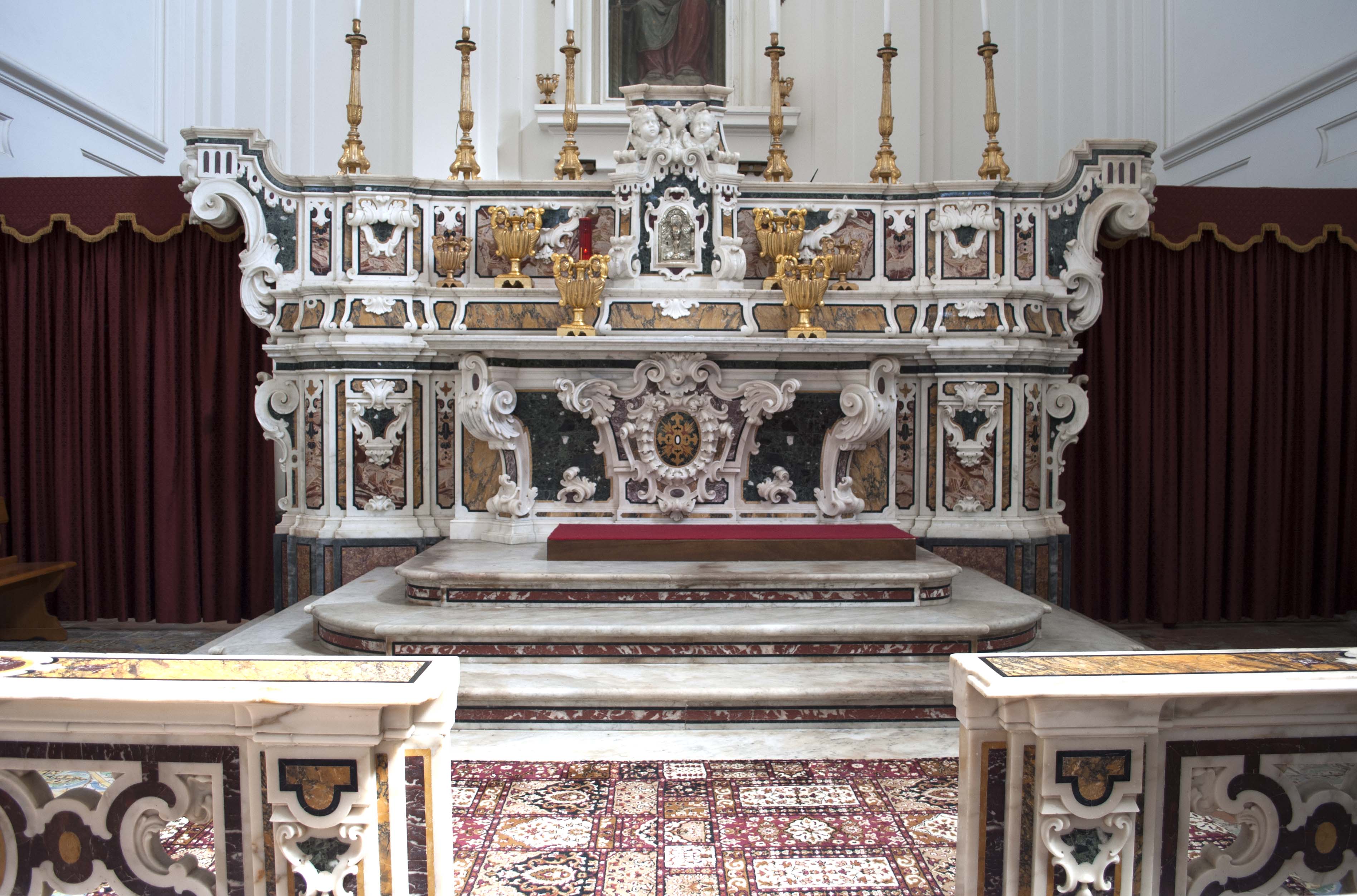 altare maggiore, elemento d'insieme - ambito napoletano (prima metà sec. XVIII)