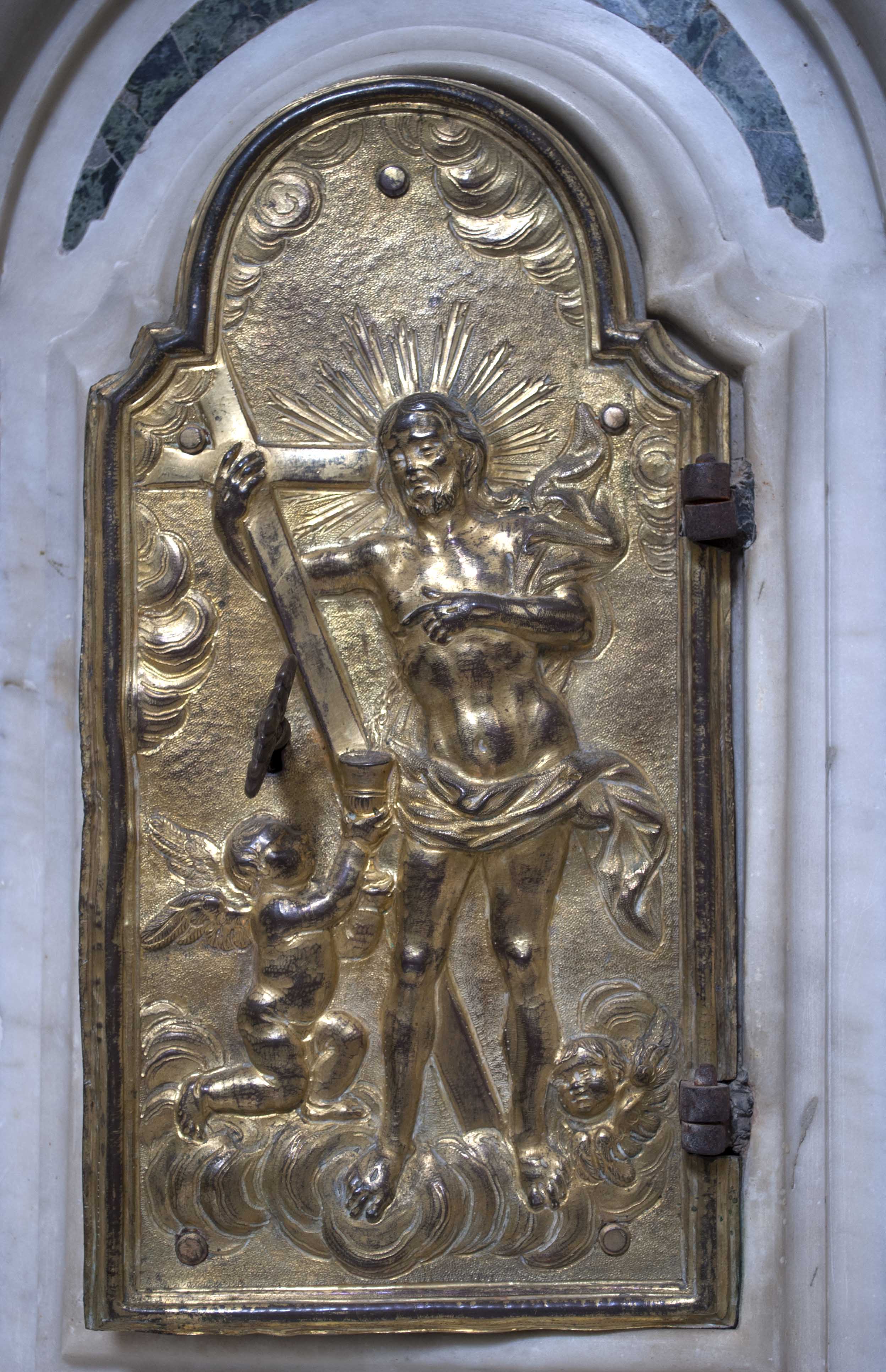 Cristo portacroce tra angeli (sportello di tabernacolo, elemento d'insieme) - ambito napoletano (metà sec. XVIII)