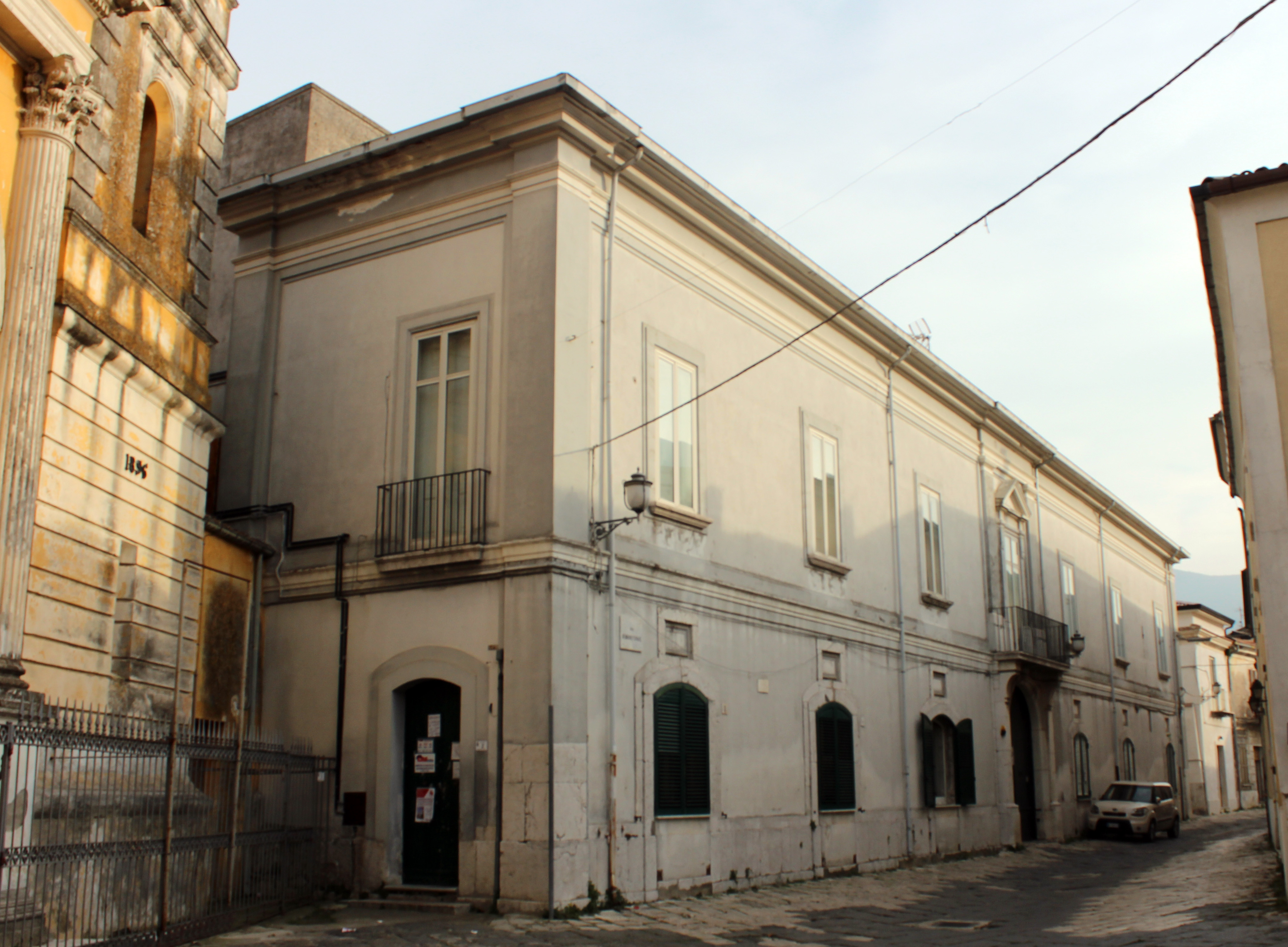 Palazzo D'Abruzzo (palazzo, gentilizio) - Airola (BN) 