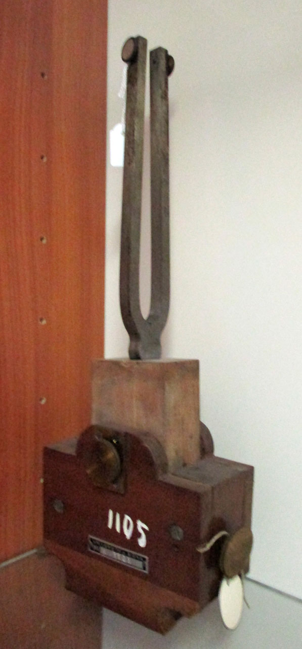 diapason, verticale per lo studio delle vibrazioni (sec. XIX)