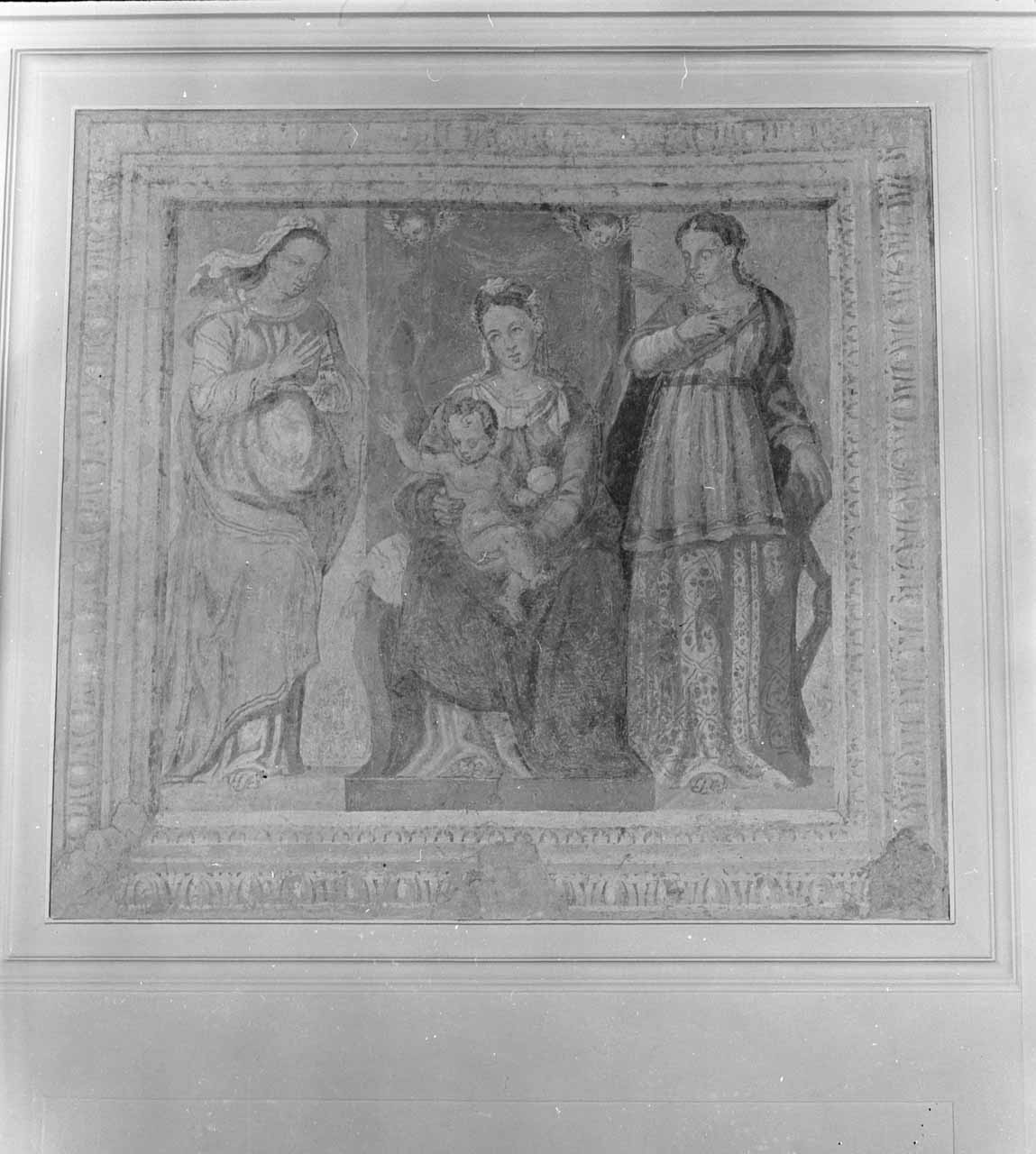 Madonna con Bambino, Santa Giustina e Santa Caterina d'Alessandria (dipinto) - ambito veneto (fine/ inizio secc. XVI/ XVII)
