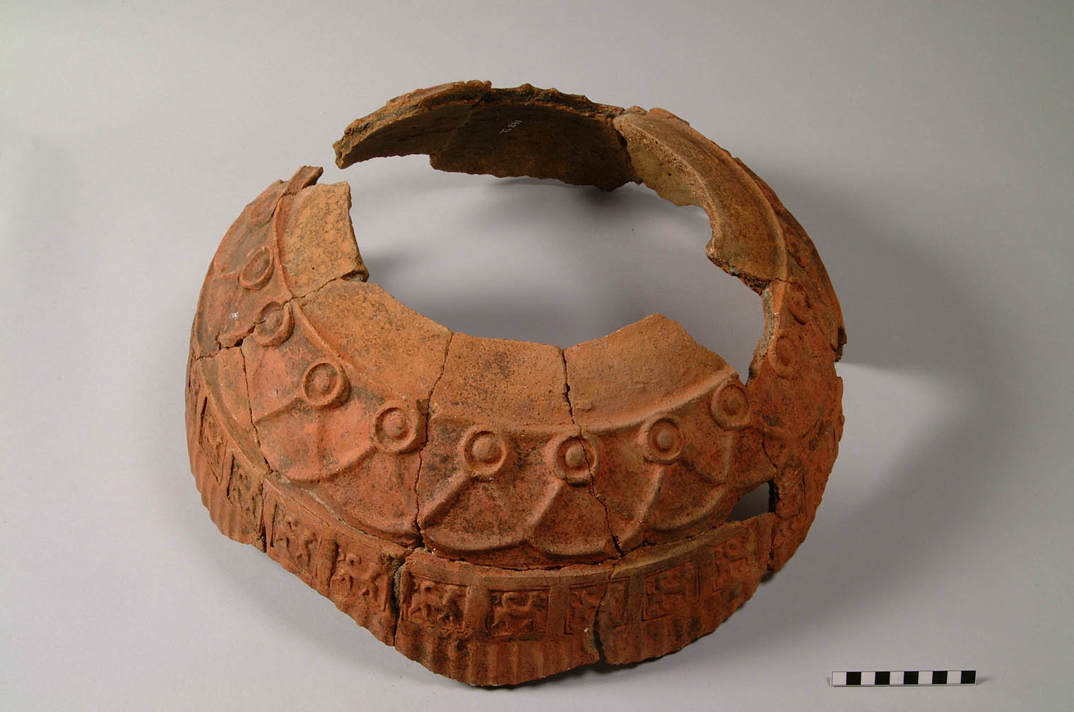 pithos/ frammento (fine/ primo quarto VII sec. a.C./ VI sec. a.C)