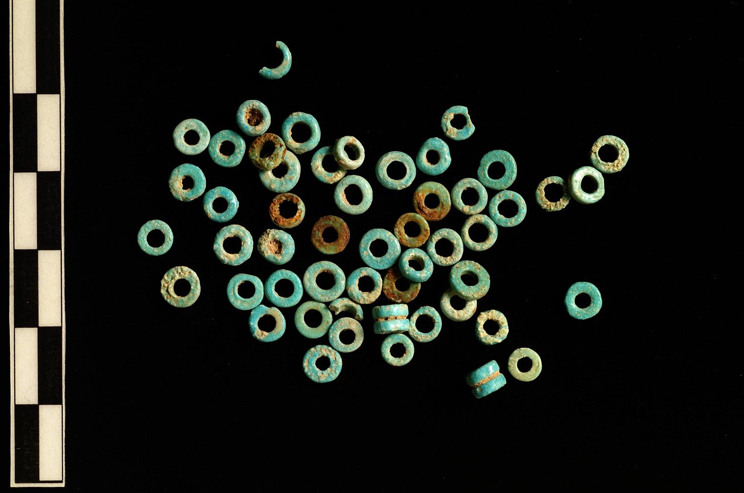 collana (VII sec. a.C)