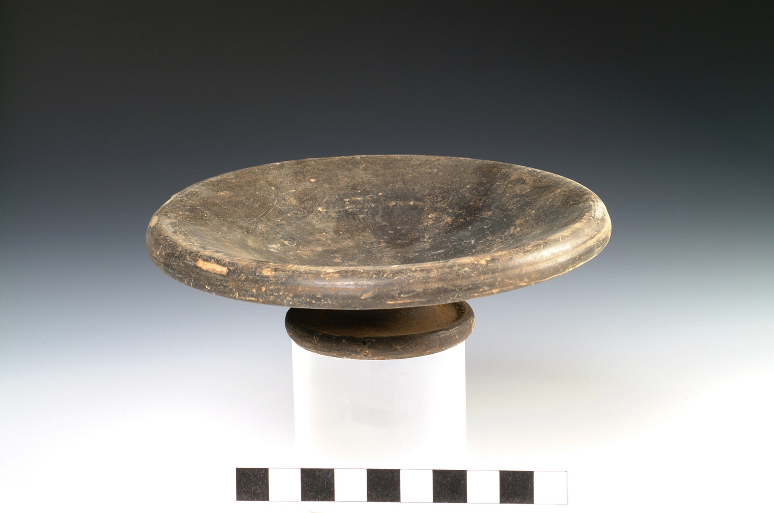 piattello (prima metà V sec. a.C)