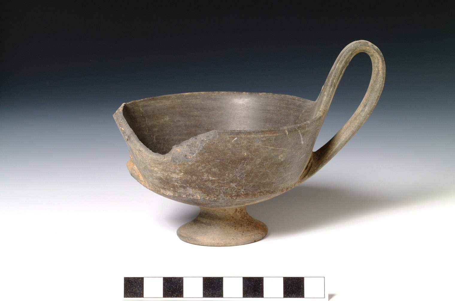 kantharos (ultimo quarto/ metà VII sec. a.C./ VI sec. a.C)