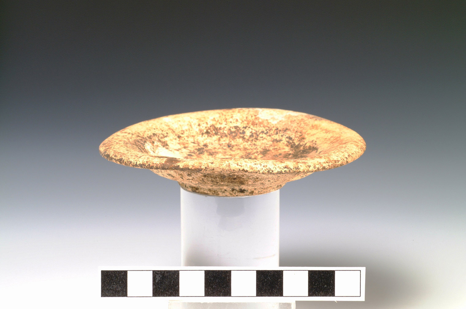 piattello (seconda metà IV sec. a.C)