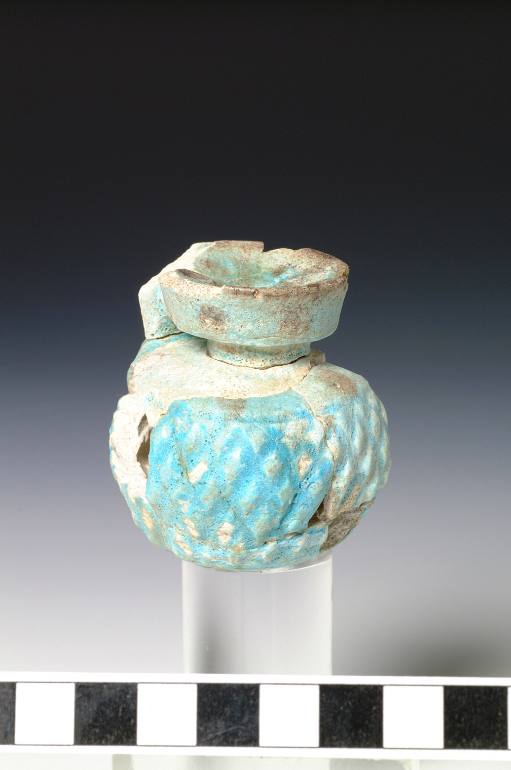 aryballos globulare (prima metà VI sec. a.C)