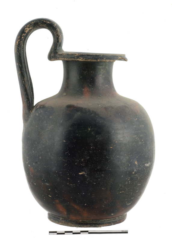 oinochoe (seconda metà IV sec. a.C)