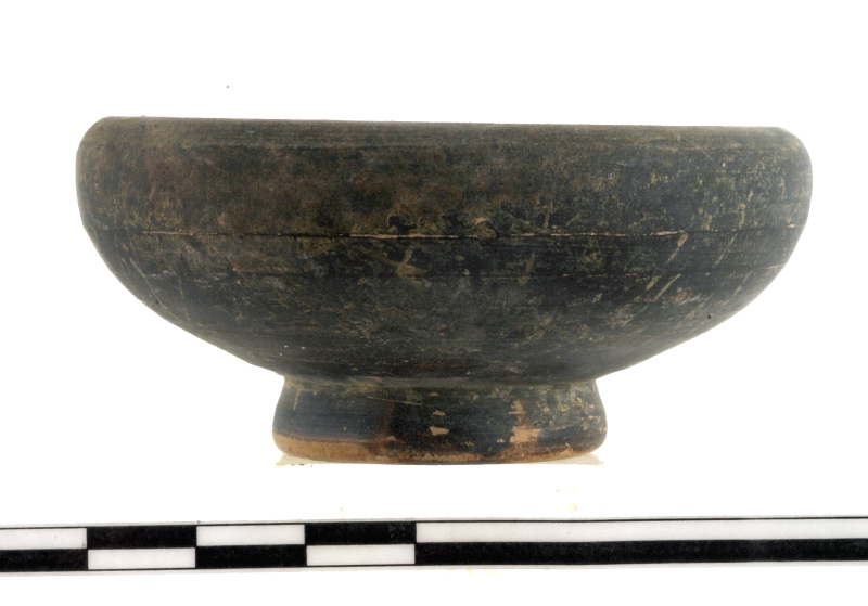 coppetta miniaturistica (seconda metà IV sec. a.C)