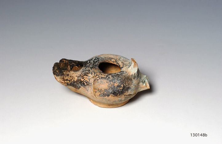 lucerna (ultimo quarto/ primo quar III sec. a.C./ II sec. a.C)