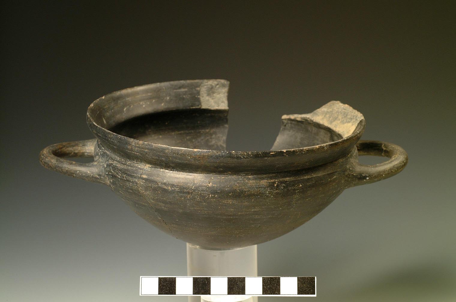 kylix (ultimo quarto VII sec. a.C)