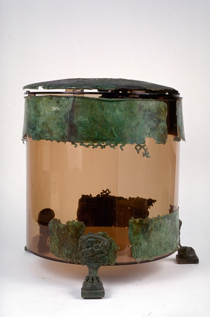 cista a traforo (fine V sec. a.C)