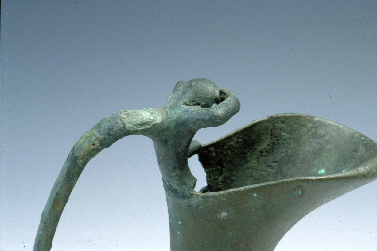 oinochoe a becco (I sec. d.C)