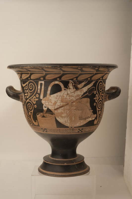 cratere a campana (IV sec. a.C)