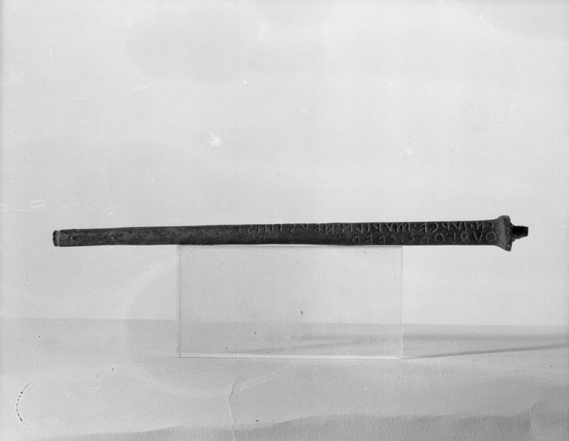 barretta iscritta (IV sec. a.C./ III sec. a.C)