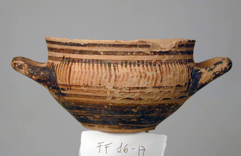 skyphos (secondo quarto VIII sec. a.C)