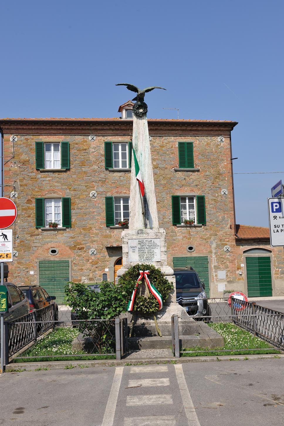 Monumento ai caduti di Pozzo della Chiana, Allegoria della Vittoria della Patria (monumento ai caduti - ad obelisco, opera isolata) - ambito aretino (primo quarto XX)