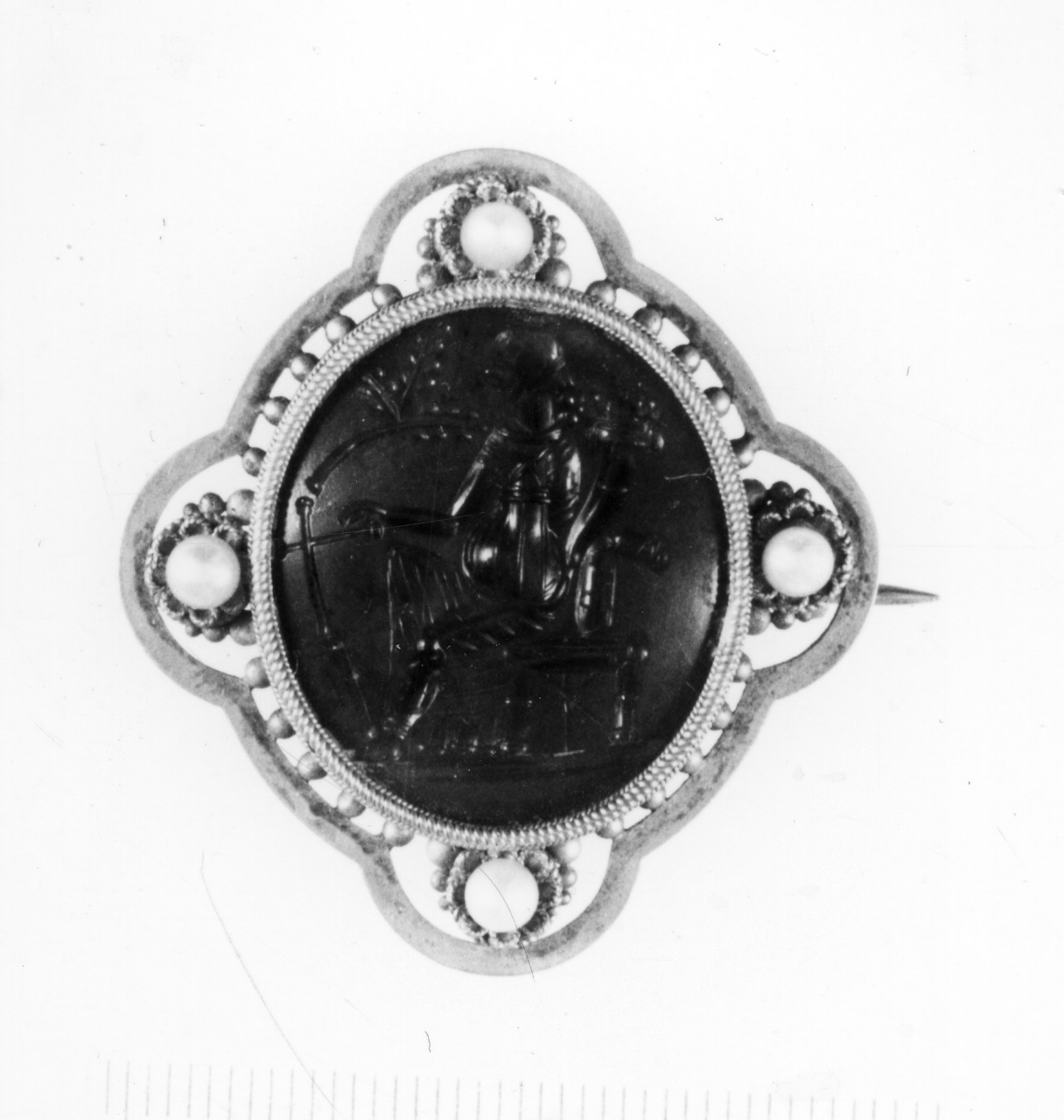 spilla - bottega romana (sec. I, sec. XIX)