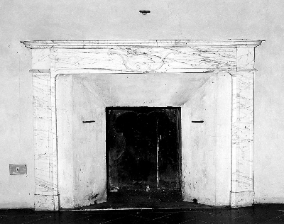 mostra di camino - produzione toscana (ultimo quarto sec. XVIII)