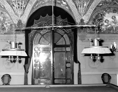 lampadario da biliardo - bottega toscana, produzione toscana (?) (sec. XIX, secc. XIX/ XX)