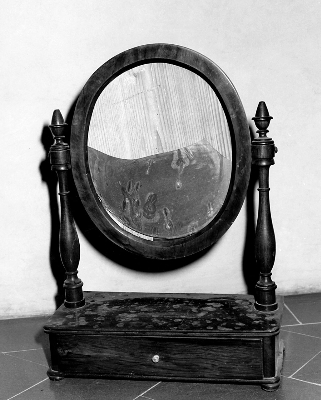 specchio da toeletta - manifattura toscana (sec. XIX)