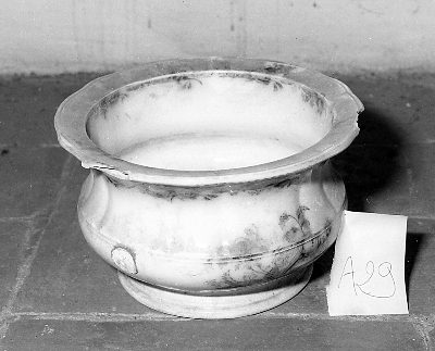 vaso da notte - manifattura inglese (?) (metà sec. XIX)