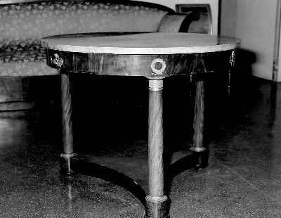 tavolo da centro - bottega Italia settentrionale (sec. XIX)