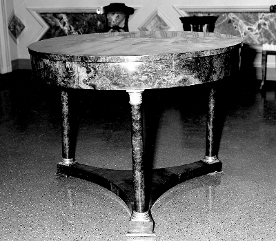 tavolo - bottega italiana (sec. XIX)