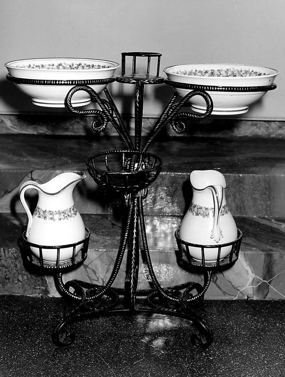 servizio da toeletta - produzione piemontese (sec. XIX)