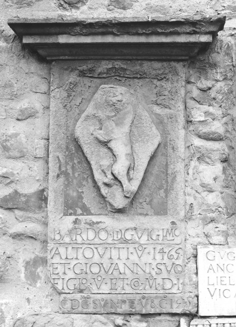 stemma gentilizio della famiglia Altoviti (rilievo) - ambito toscano (secc. XV/ XVI)