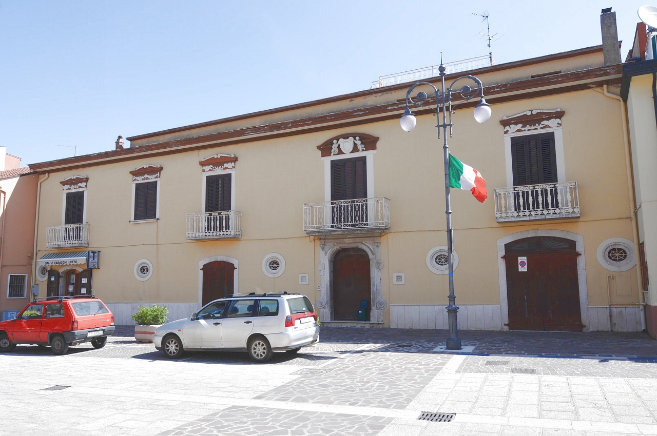 palazzo, signorile - Sant'Angelo all'Esca (AV) 