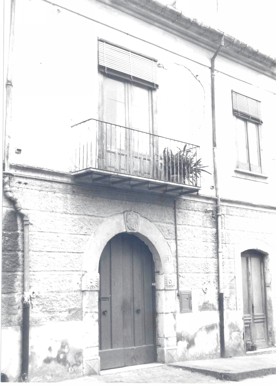 palazzo, signorile - Altavilla Irpina (AV)  (XX, inizio)