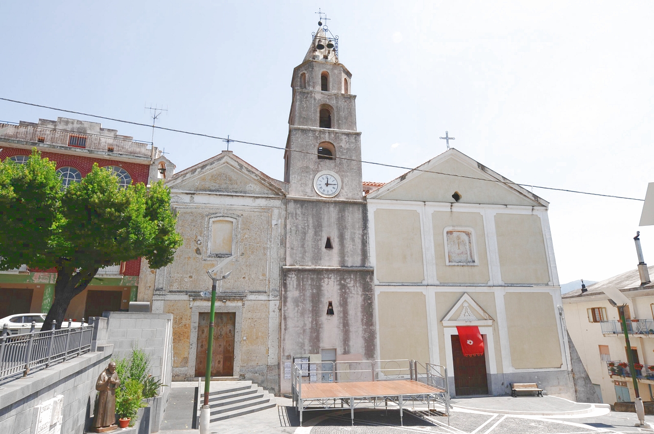 Chiesa di S.Bernardino (chiesa) - Montecorvino Pugliano (SA) 