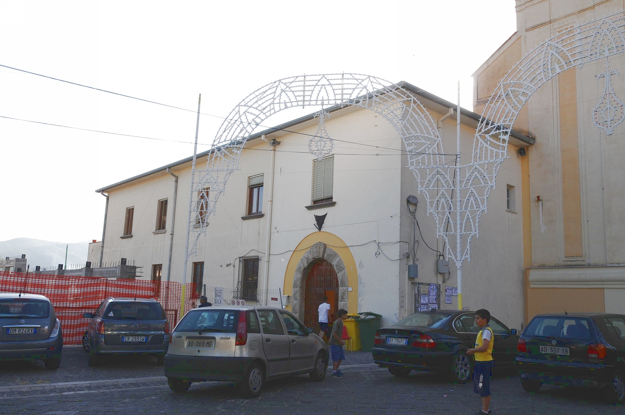 Colleggiata dei SS.Apostoli Pietro e Paolo.Palazzo arcivescovile (palazzo) - Montecorvino Rovella (SA) 