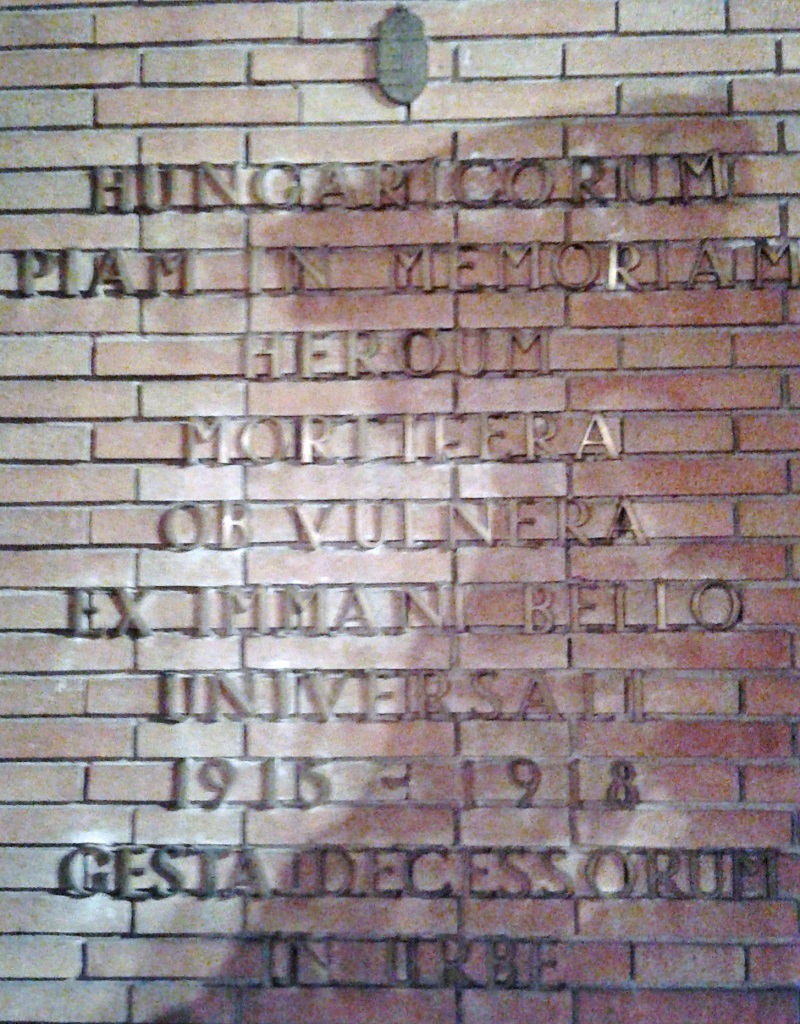lapide commemorativa ai caduti - ambito romano (sec. XX)