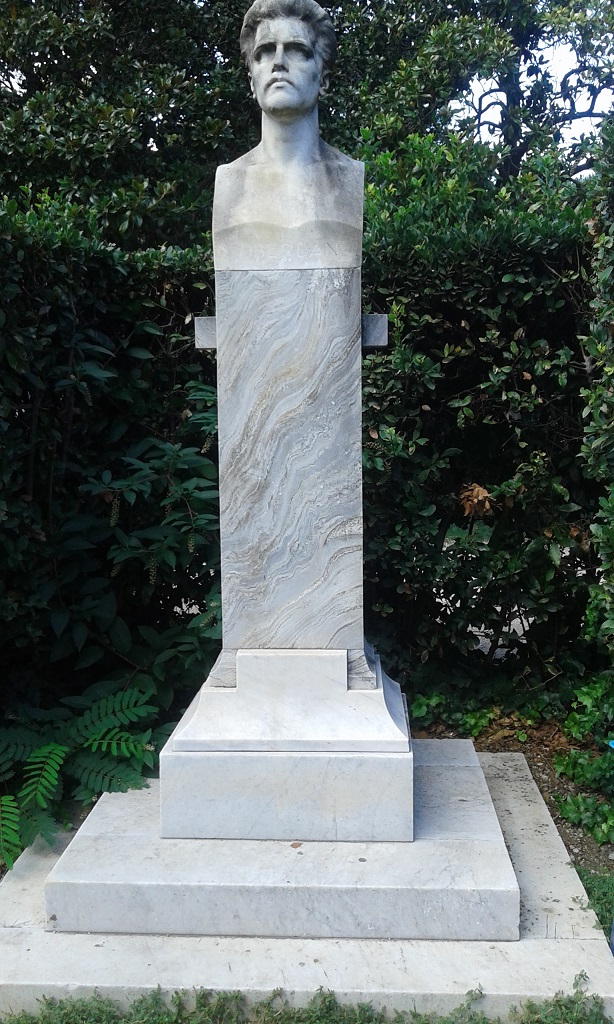 busto di Guglielmo Oberdan (monumento ai caduti - a basamento) di Guastalla Giuseppe (sec. XX)