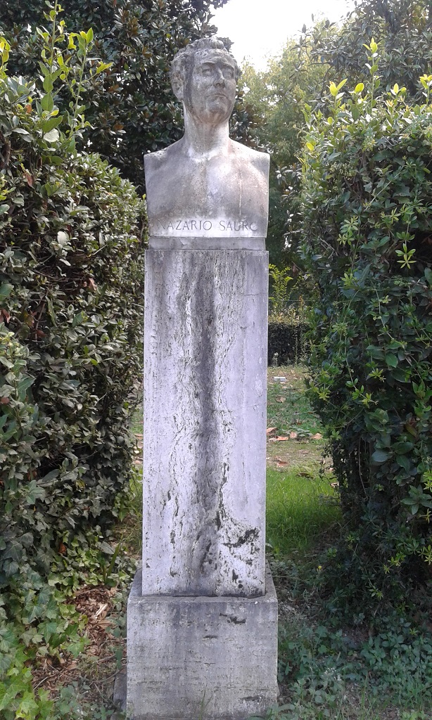 busto di Nazario Sauro (monumento ai caduti - a basamento) di Mayer Giovanni (sec. XX)