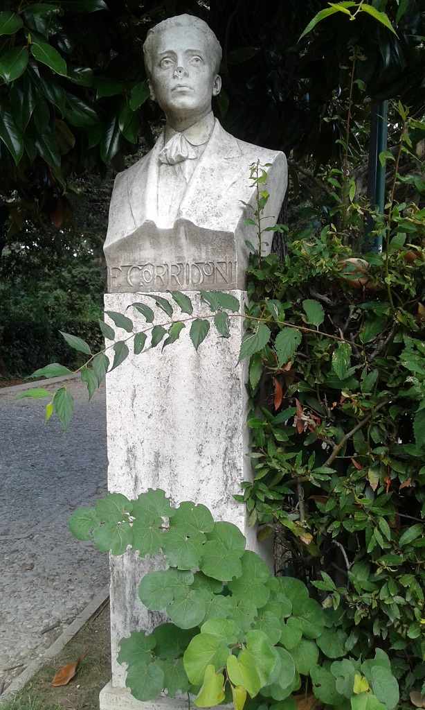 busto di Filippo Corridoni (monumento ai caduti - a basamento) di Bresciani Ferruccio (sec. XX)