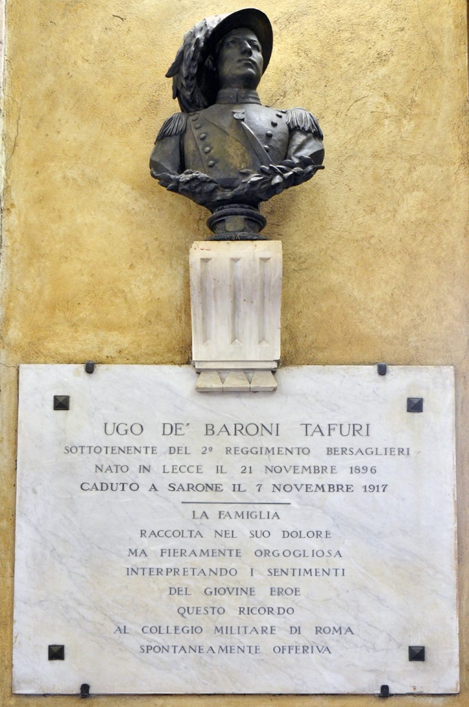 busto di Ugo De' Baroni Tafuri (monumento ai caduti - a lapide) - ambito romano (sec. XX)