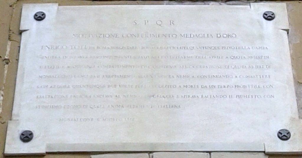 lapide commemorativa ai caduti - ambito romano (sec. XX)