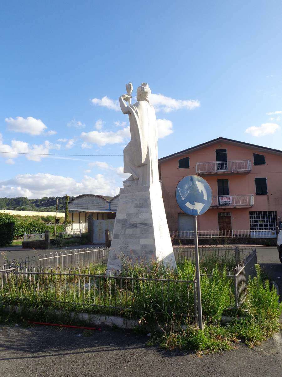 Allegoria della Patria che premia i caduti (monumento ai caduti) - ambito toscano (Sec. XX)