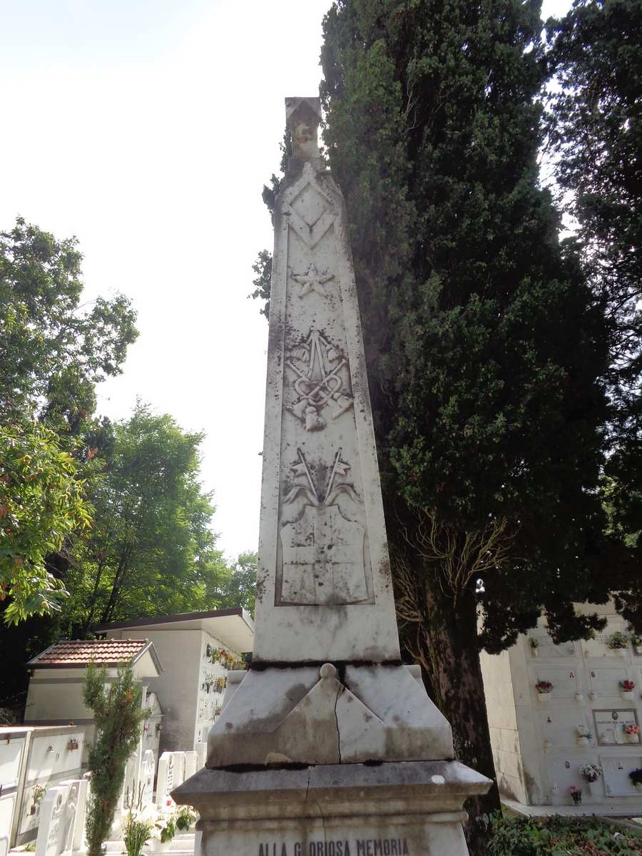 monumento ai caduti - ad obelisco - ambito toscano (prima metà Sec. XX)
