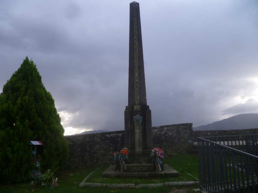 monumento ai caduti - ad obelisco - ambito toscano (primo quarto Sec. XX)