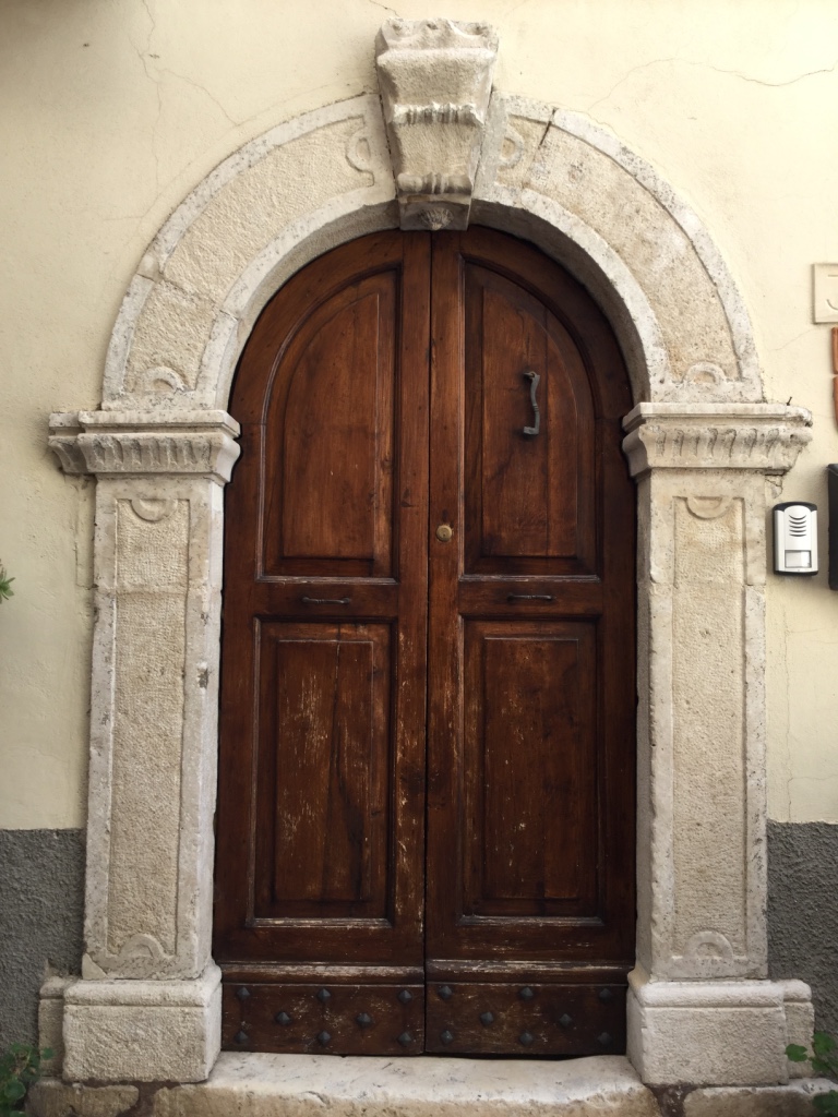 portale - ambito abruzzese (prima metà sec. XX)