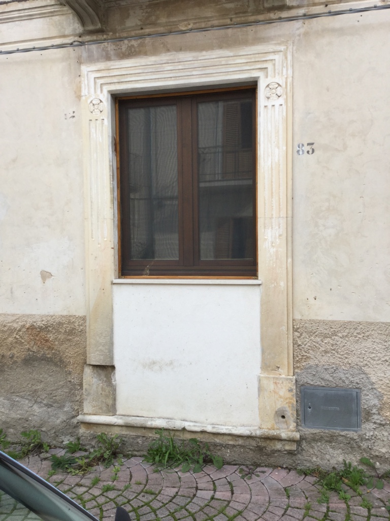 portale - ambito abruzzese (prima metà sec. XX)