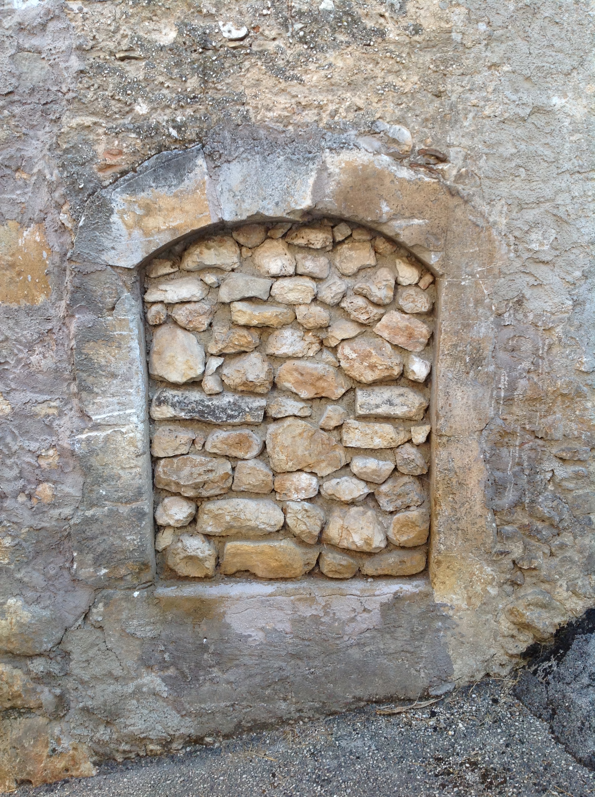 finestra, opera isolata - ambito abruzzese (XIX)