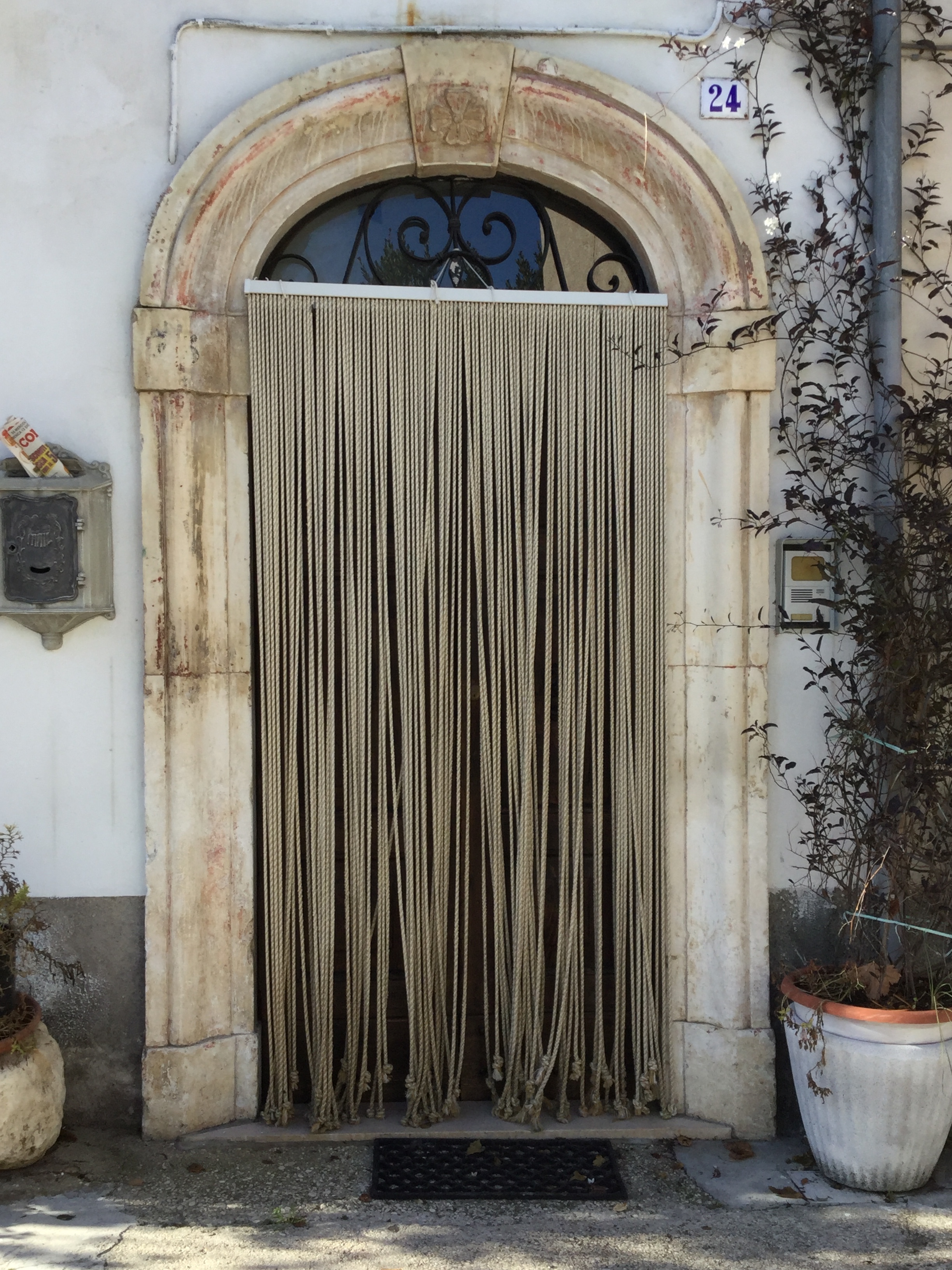 portale - ambito abruzzese (prima metà sec. XX)