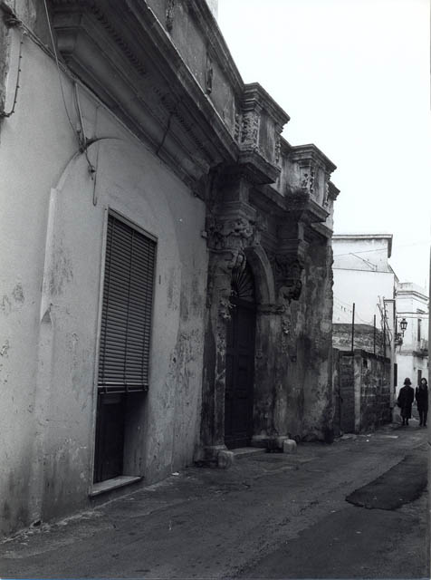 Casa palazzata Ranieri, poi Girasoli (casa) - Lecce (LE)  (XVIII)