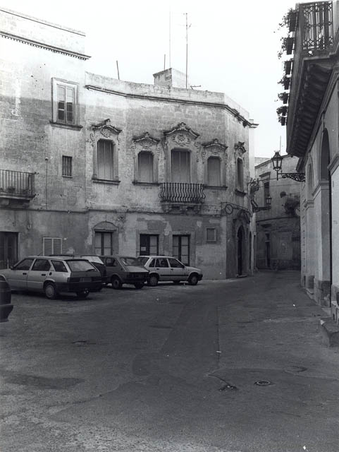 Casa palazzata (casa) - Lecce (LE)  (XVIII)