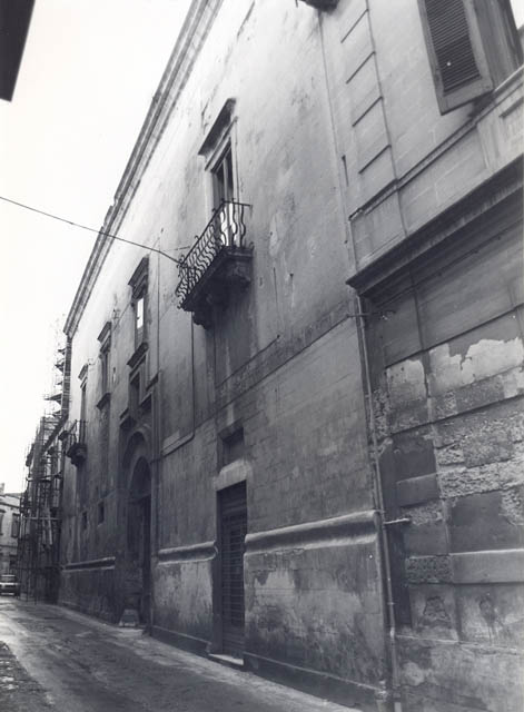 Castromediano, poi Giustiniani (palazzo) - Lecce (LE)  (XVI)